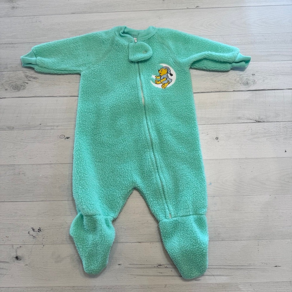 Vintage Winnie the Pooh fleece baby footed sleeper 9 months
